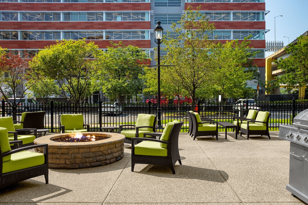 Hyatt Place Pittsburgh North Shore - photo 25