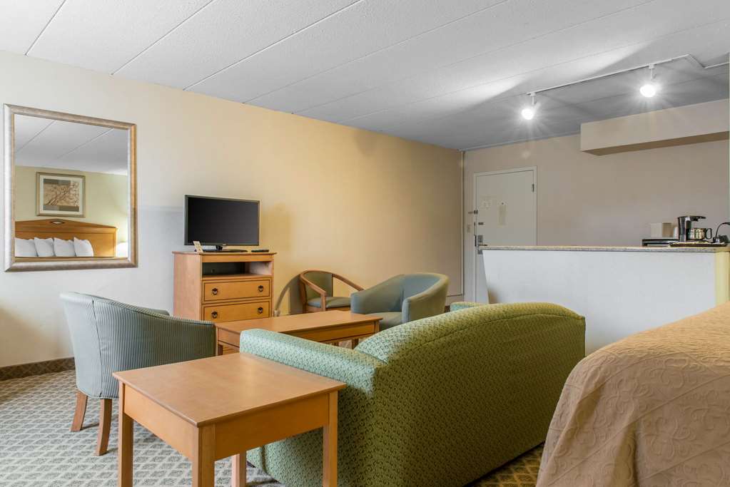 Quality Inn & Suites Fairview Erie - photo 19