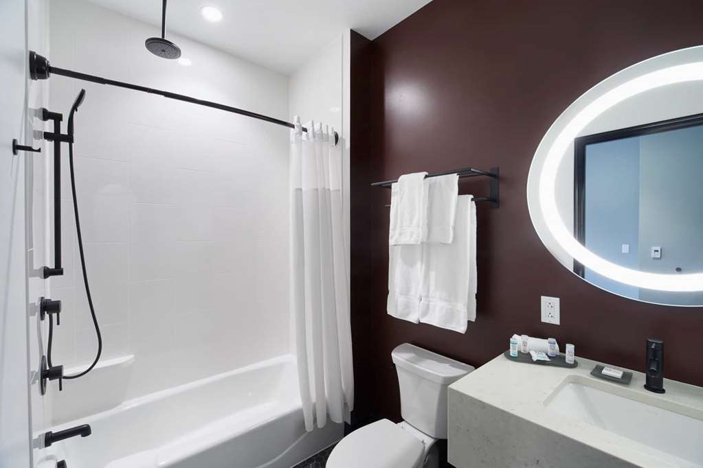 TRYP by Wyndham Pittsburgh Lawrenceville - photo 38