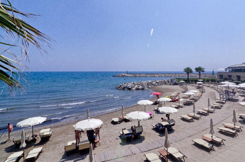 Hotel Riviera dei Fiori — 4-Star Luxury Hotel in San Lorenzo Al Mare, Italy