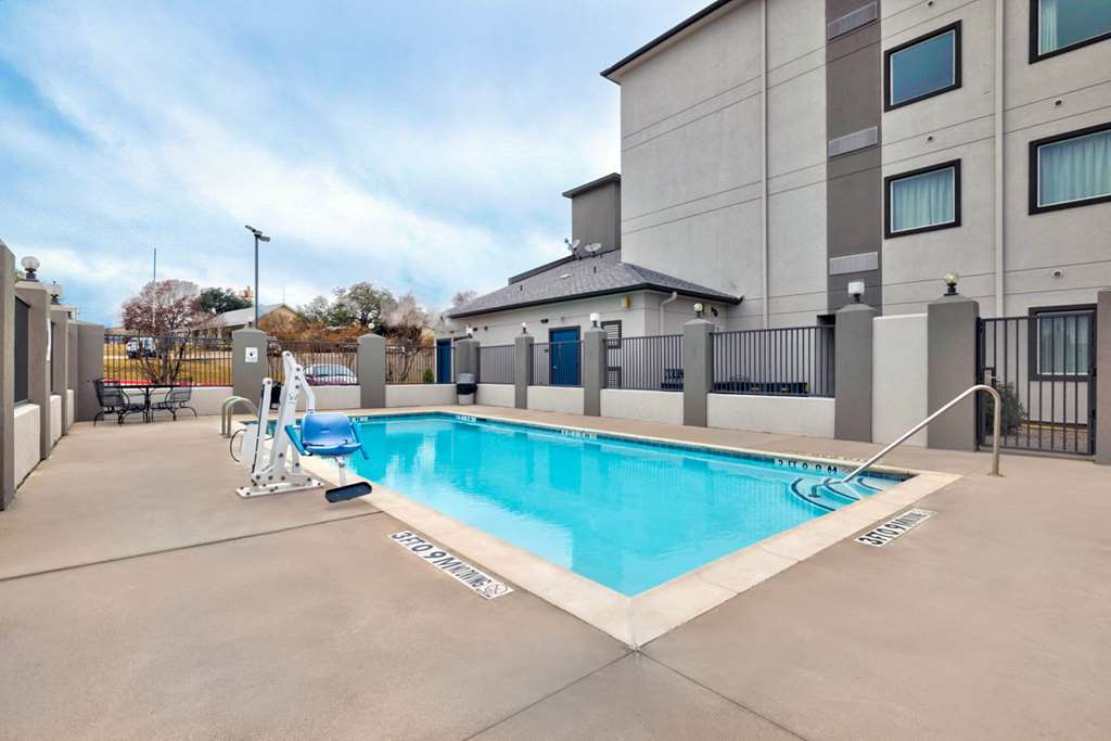 Motel 6 Marble Falls TX - photo 6