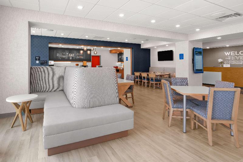 Hampton Inn Bellingham Airport - photo 30