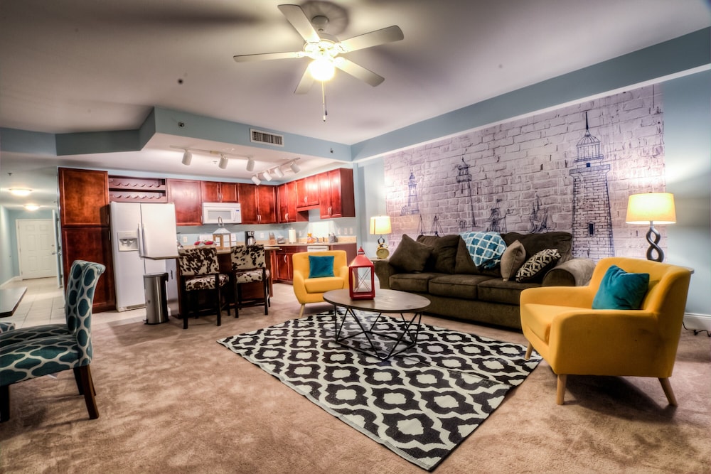 Laketown Wharf Resort by Aneliya's Rentals - photo 643