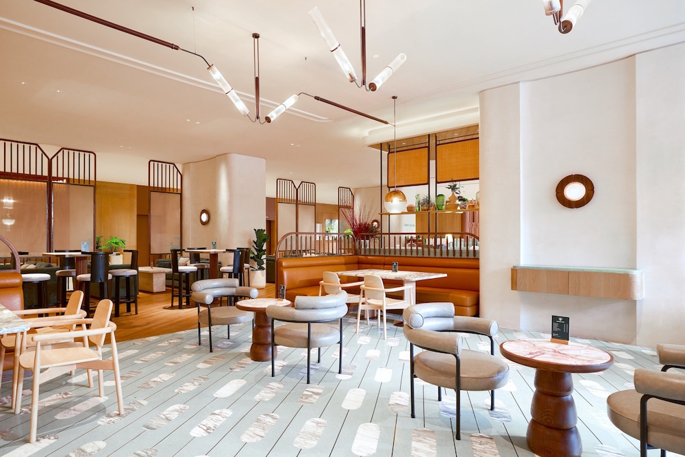 מזון ומשקאות