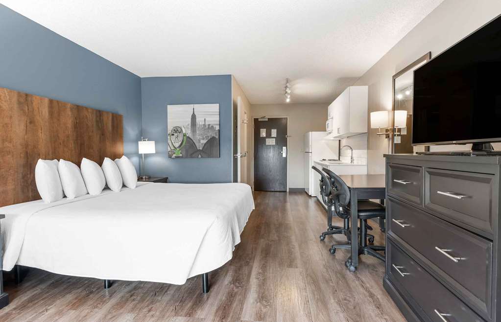 Extended Stay America Premier Suites Union City Dyer St. - photo 16