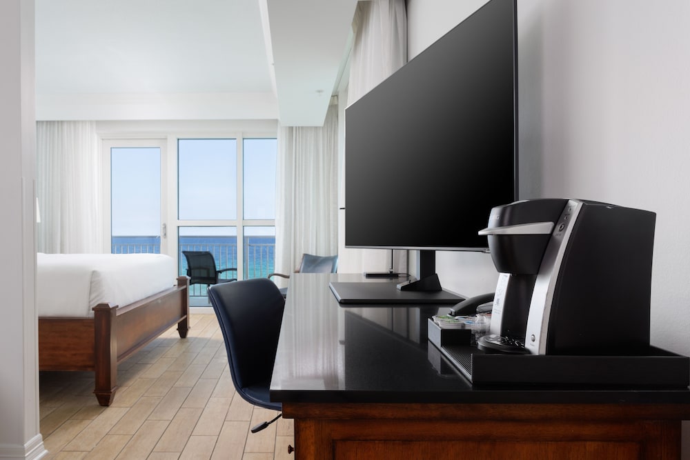 The Pensacola Beach Resort - photo 17