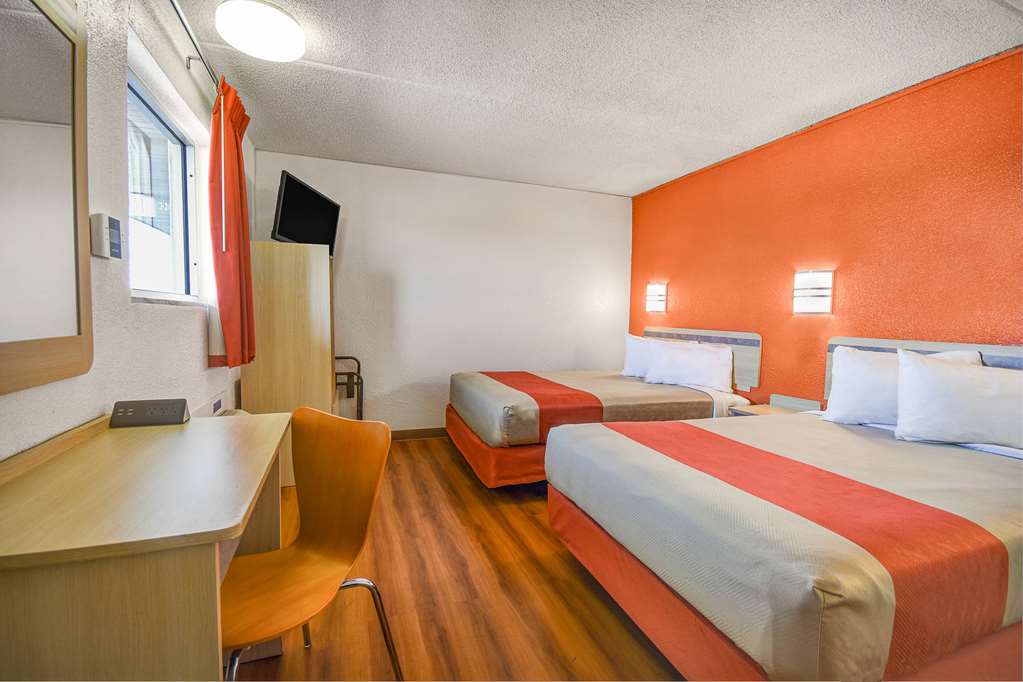 Motel 6 North Ridgeville OH Cleveland Intl Airport N Ridgeville - photo 6