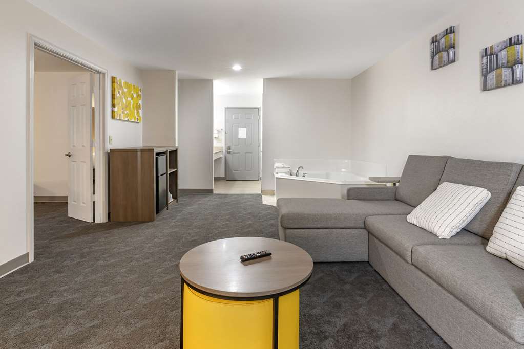 Comfort Inn & Suites Shelbyville - photo 27
