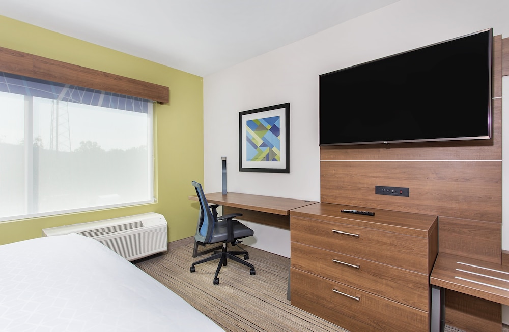 Holiday Inn Express Williamsburg by IHG - photo 12
