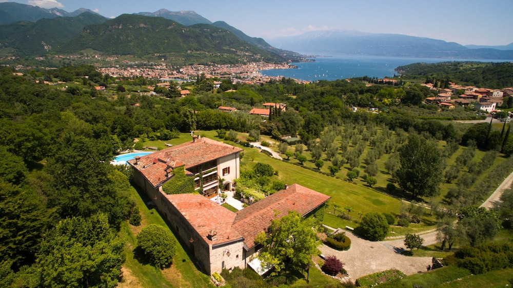 Villa Arcadio Hotel and Resort in Salo, Italy