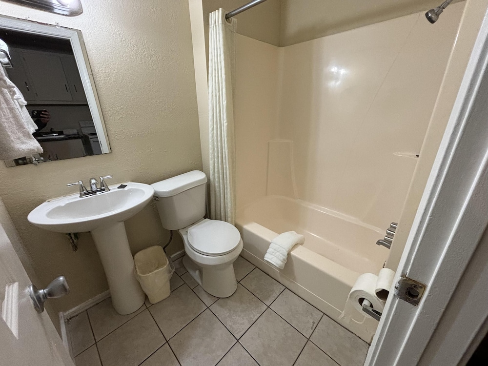 Cook's Motel Panama City Beach - photo 24