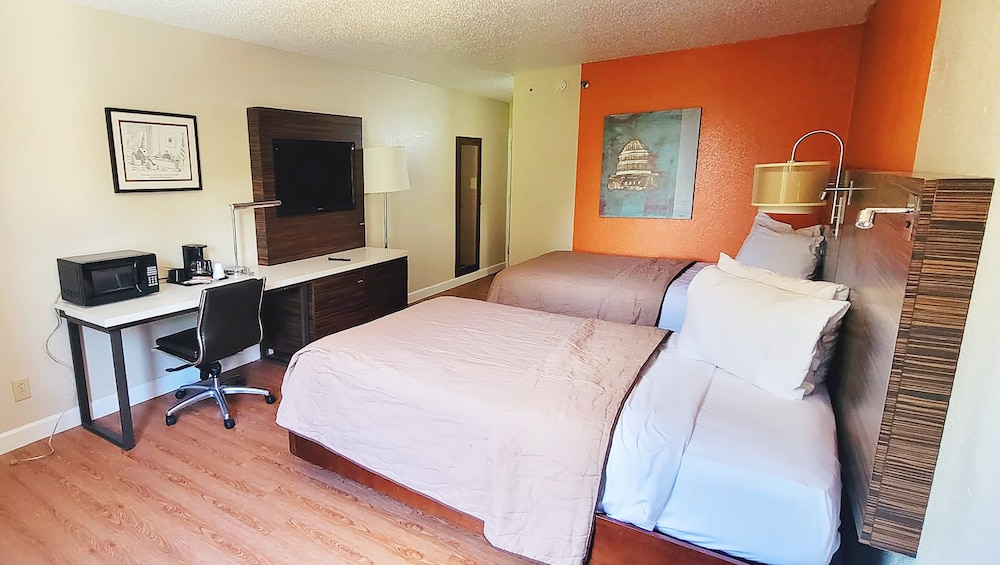 Studios & Suites 4 Less Charlotte - photo 18