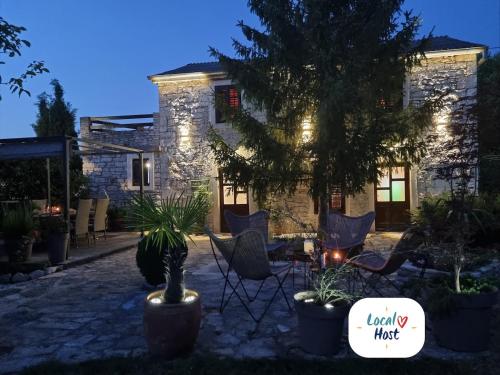 Stonehouse Ana with Jacuzzi Rovinj Krmed in Bale, Croatia