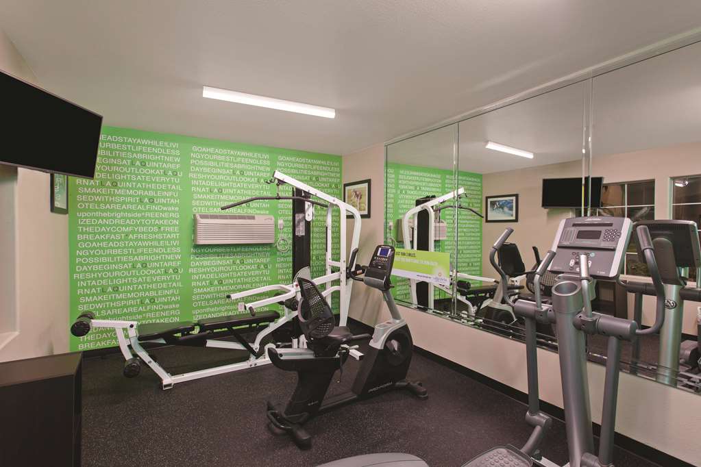 La Quinta Inn & Suites by Wyndham Los Banos - photo 8