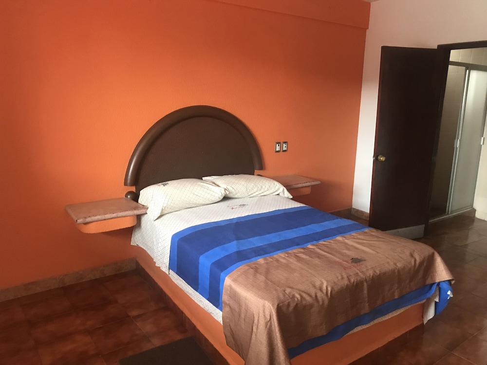 Motel Tokio Inn — hotel in Texcoco De Mora