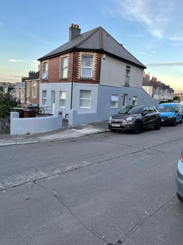 H &P accommodation — 4-Star Luxury Hotel in Plymouth, United Kingdom