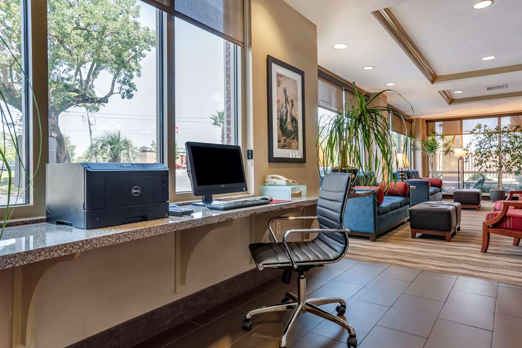Comfort Suites Biloxi Ocean Springs - photo 22