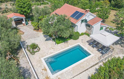 Holiday Home Vodice 17 — 4-Star Luxury Hotel in Vodice, Croatia
