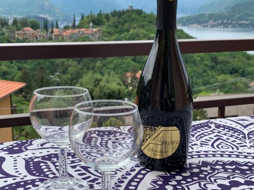 Dolce Vita Fantastic view Free Wi fi & late check out — 4-Star Luxury Hotel in Perledo, Italy