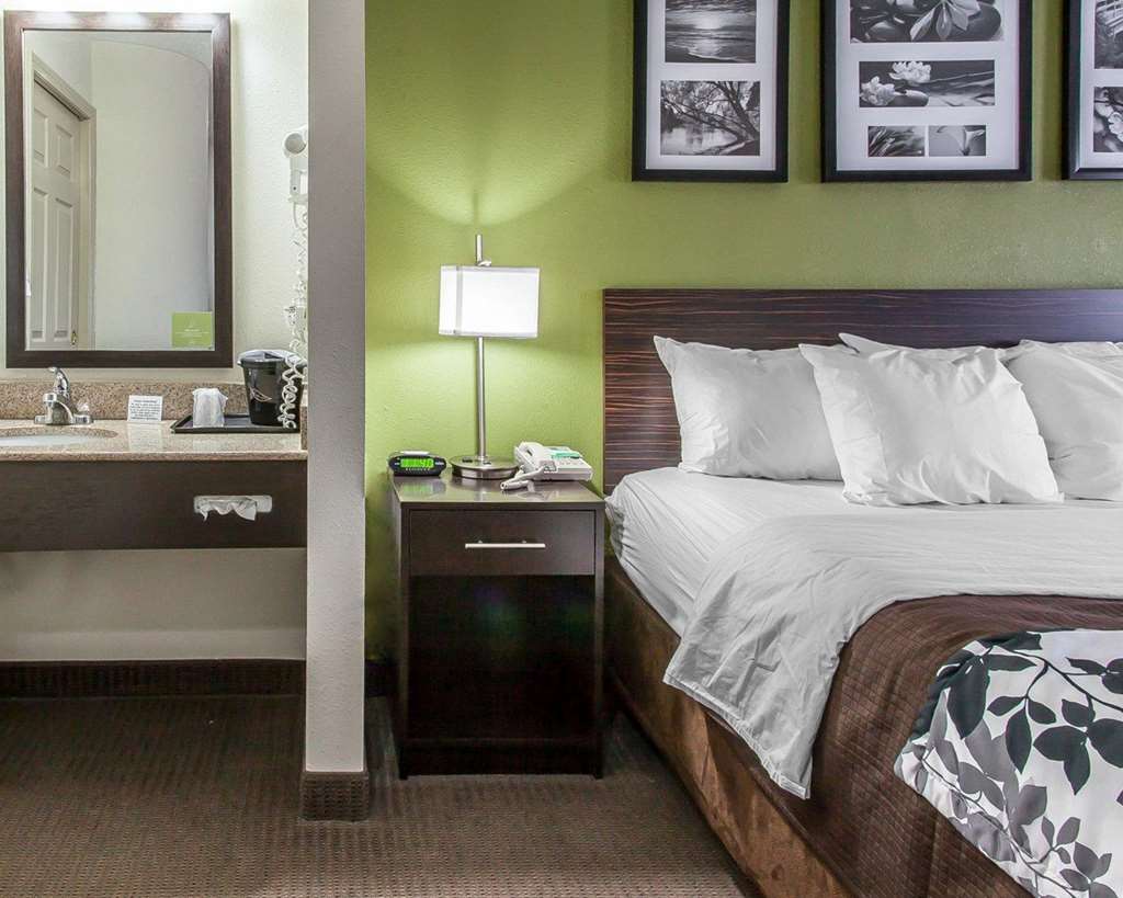 Sleep Inn & Suites Near I 90 and Ashtabula - photo 17
