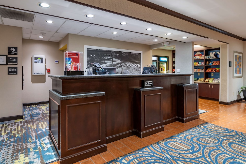Hampton Inn & Suites Louisville East - photo 2