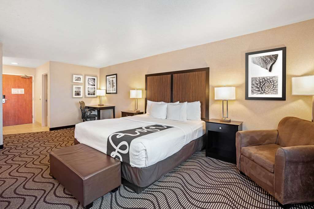 La Quinta Inn & Suites by Wyndham Boise Towne Square - photo 27