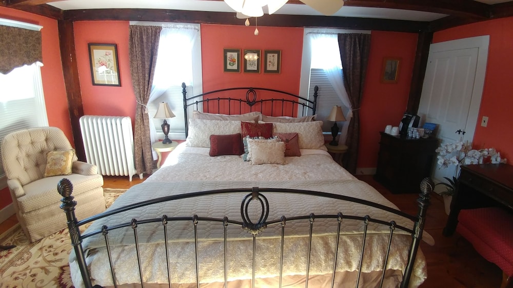 2 River Road Inn & Cottages - photo 34