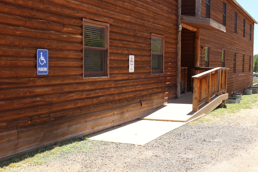 Old Corral Hotel & Steakhouse - photo 16
