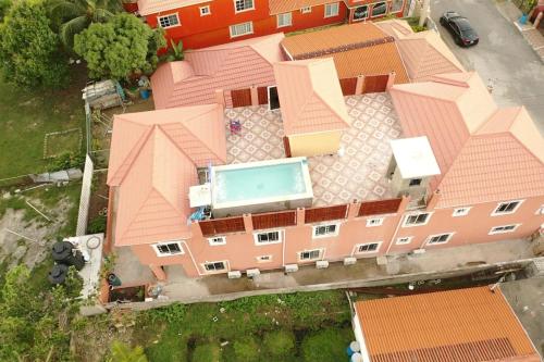 Royal Vybez Vacation Homes — 4-Star Luxury Hotel in Spanish Town, Jamaica