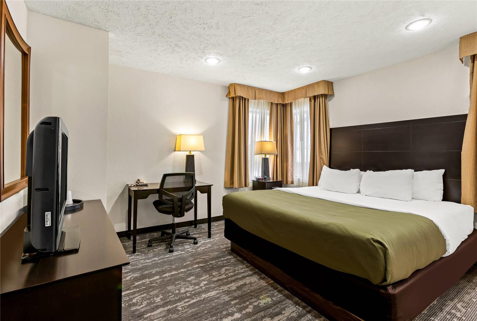 Quality Inn Traverse City - photo 23