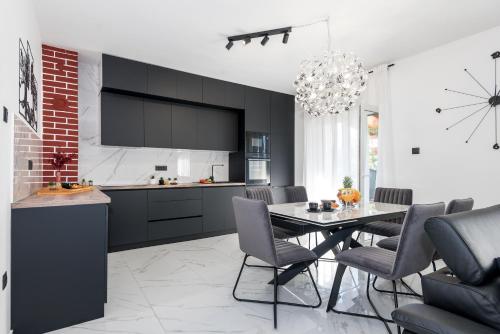 Holiday Home Sant'anna — 4-Star Luxury Hotel in Rogoznica, Croatia