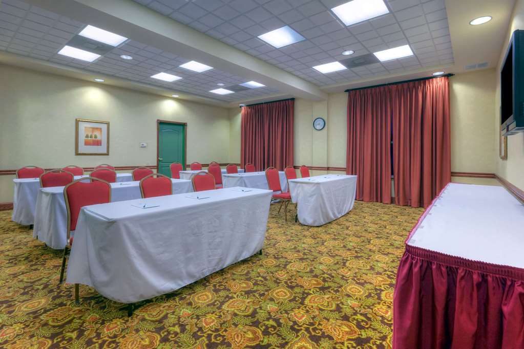 Country Inn & Suites by Radisson Fredericksburg VA - photo 14