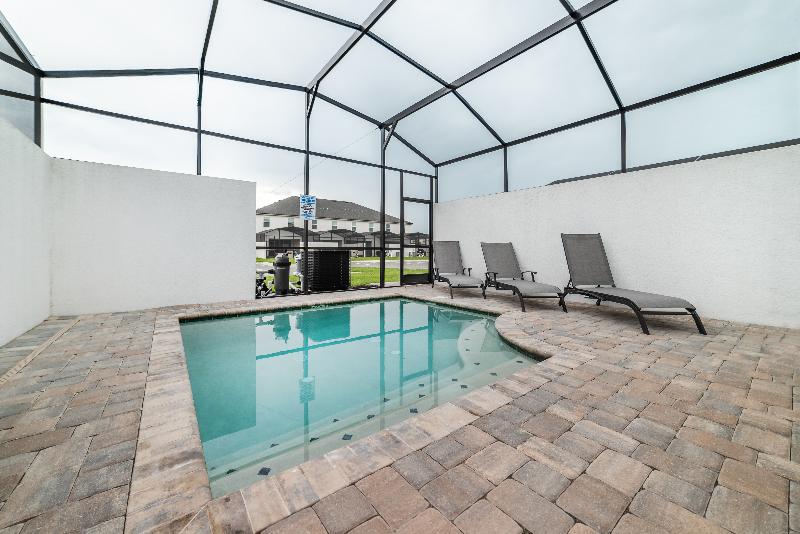 Solara Resort Homes and Townhomes - photo 6