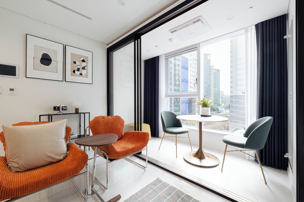 Le Collective Gangnam SAC Signity — 4-Star Luxury Hotel in Seoul, South Korea