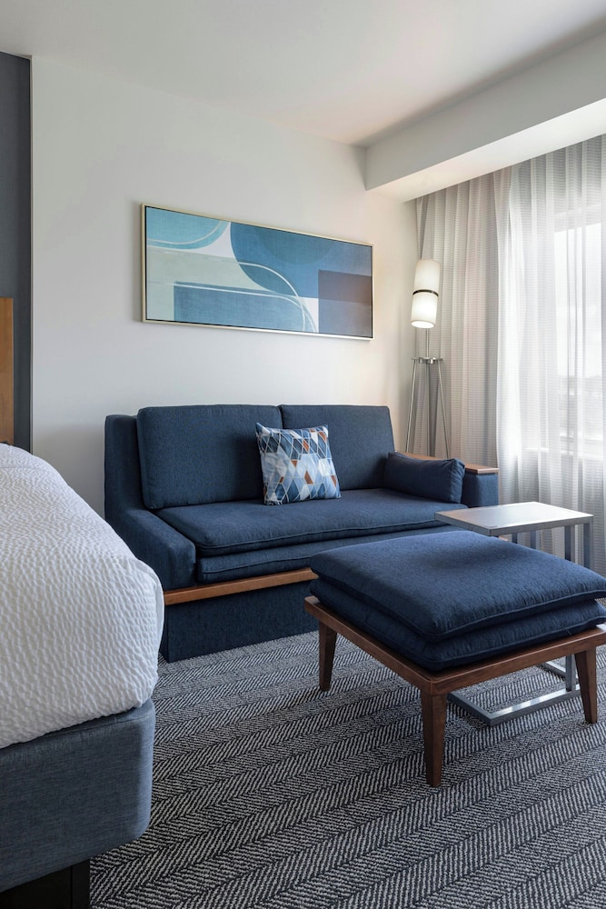 Courtyard by Marriott St. Louis St. Peters - photo 10