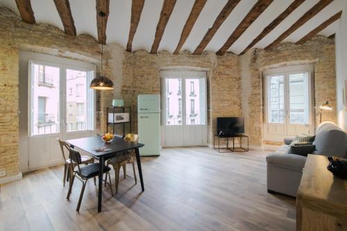 Apartamentos Almada — Zaragoza — photo 2