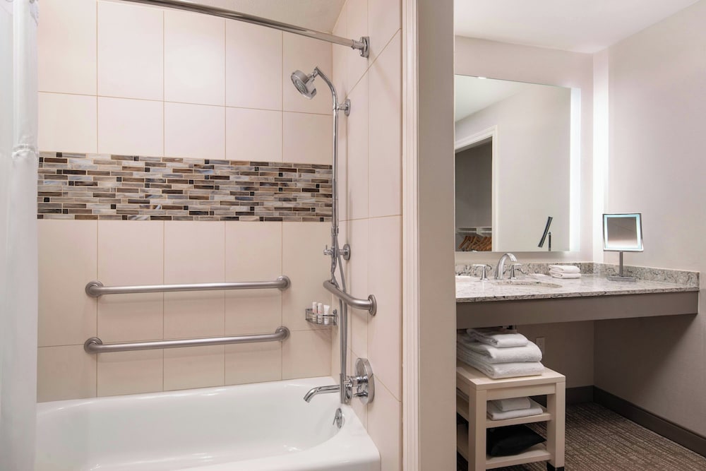 Coronado Island Marriott Resort & Spa - photo 29