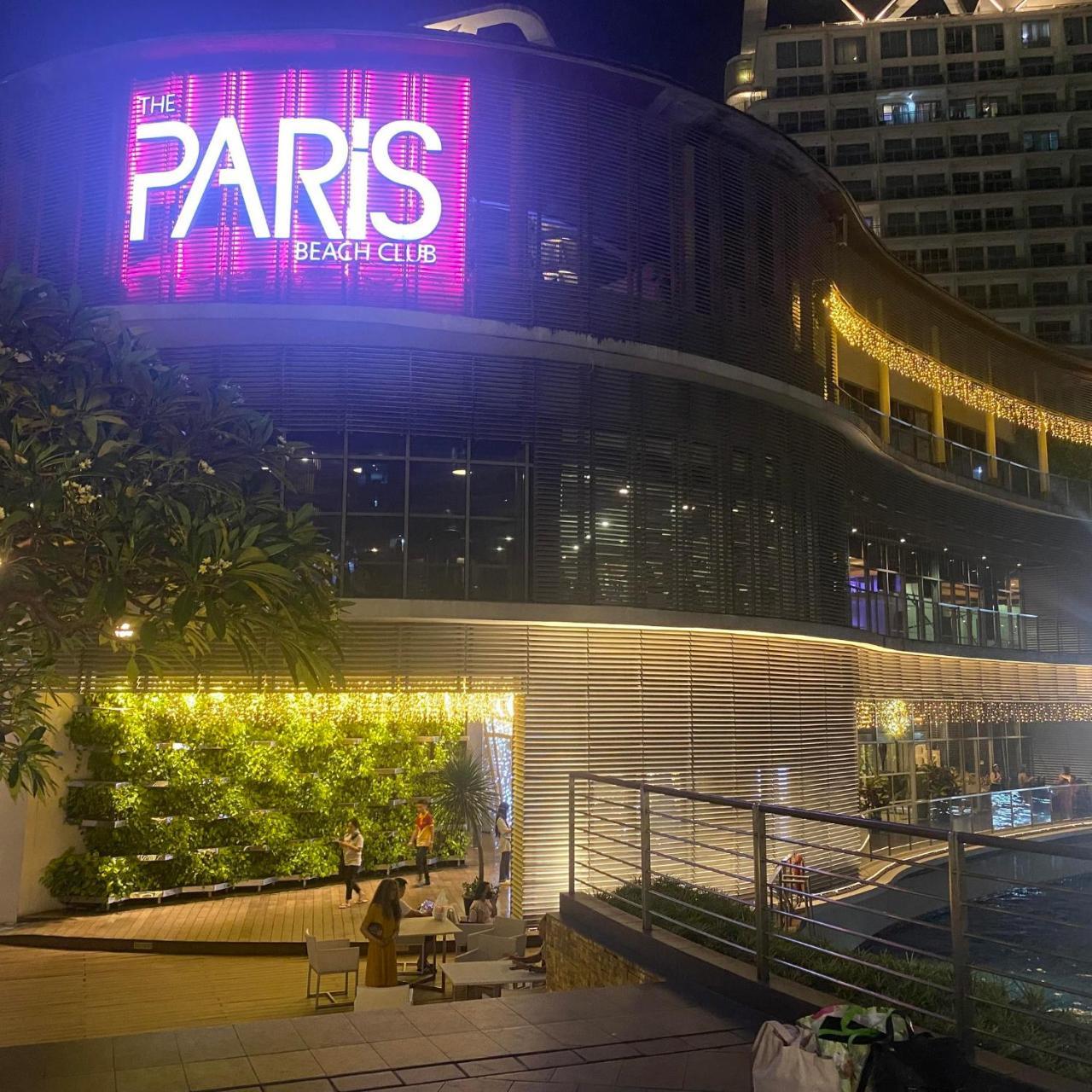 Azure Urban Resort Staycation by LV — 4-Star Luxury Hotel in Manila, Philippines