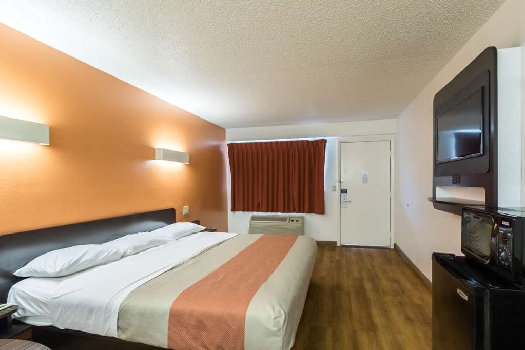 Motel 6 Crawfordsville IN - photo 17