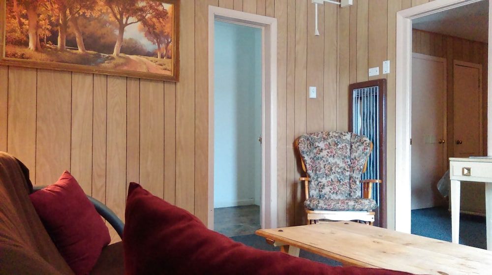 The Sage Motel - photo 30