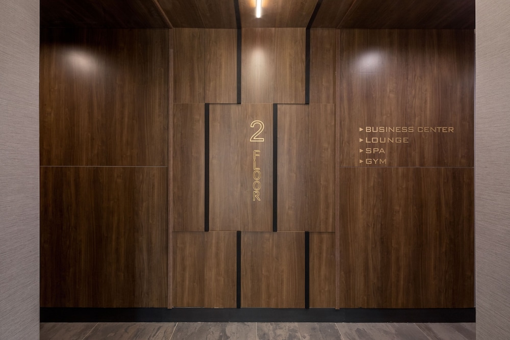 Global Luxury Suites at The Arches - photo 106