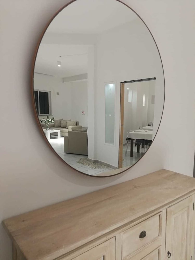 Hotel Exagon Flower — hotel in Mondragone
