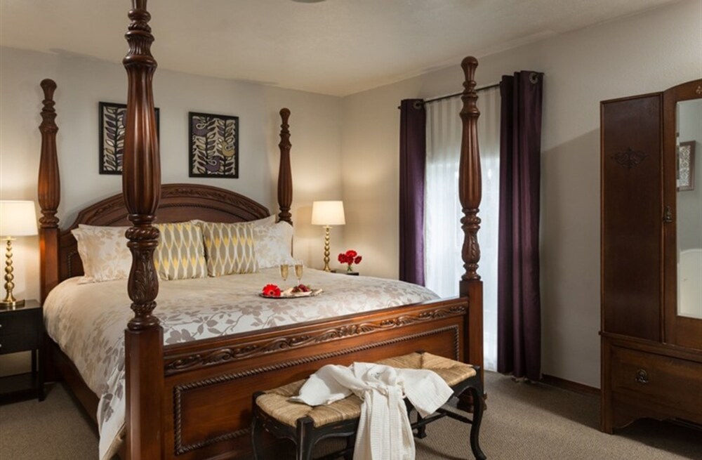 The Roosevelt Inn - photo 22