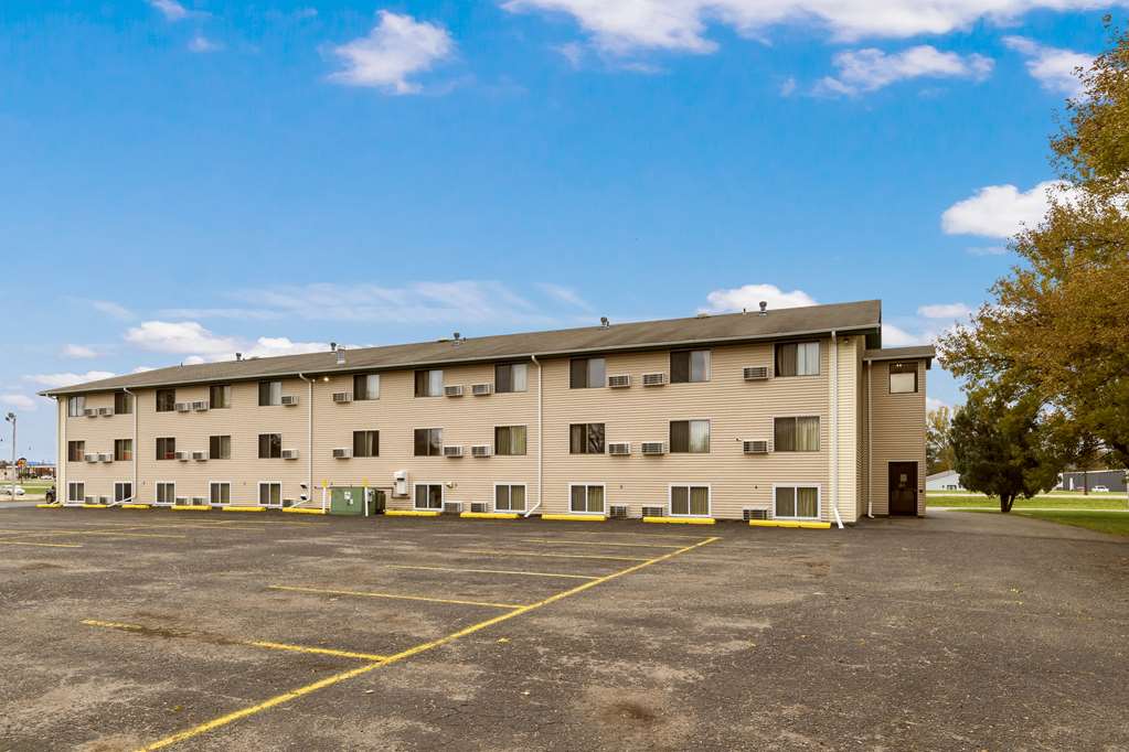 Motel 6 Albert Lea MN - photo 8