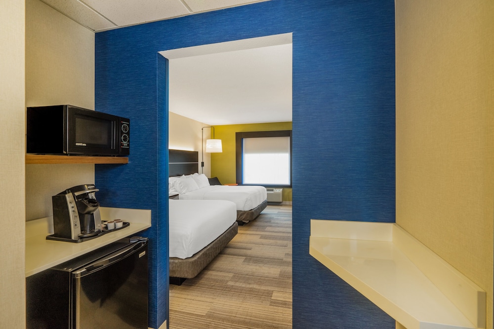Holiday Inn Express Bloomsburg by IHG - photo 12