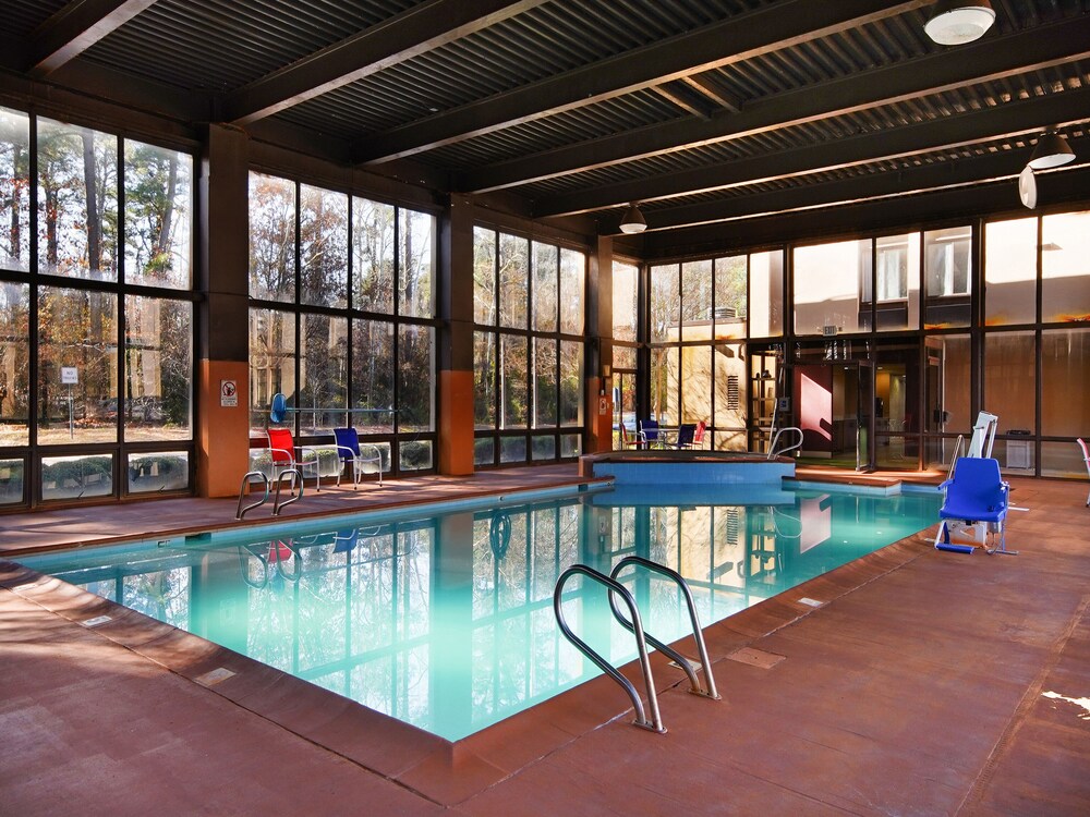 Baymont by Wyndham Williamsburg - photo 28