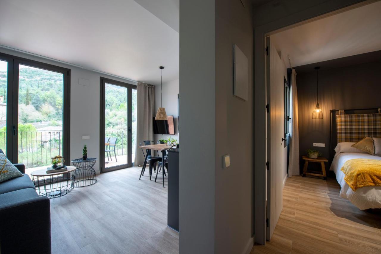 Apartaments Agulles De Montserrat — 4-Star Luxury Hotel in Monistrol De Montserrat, Spain