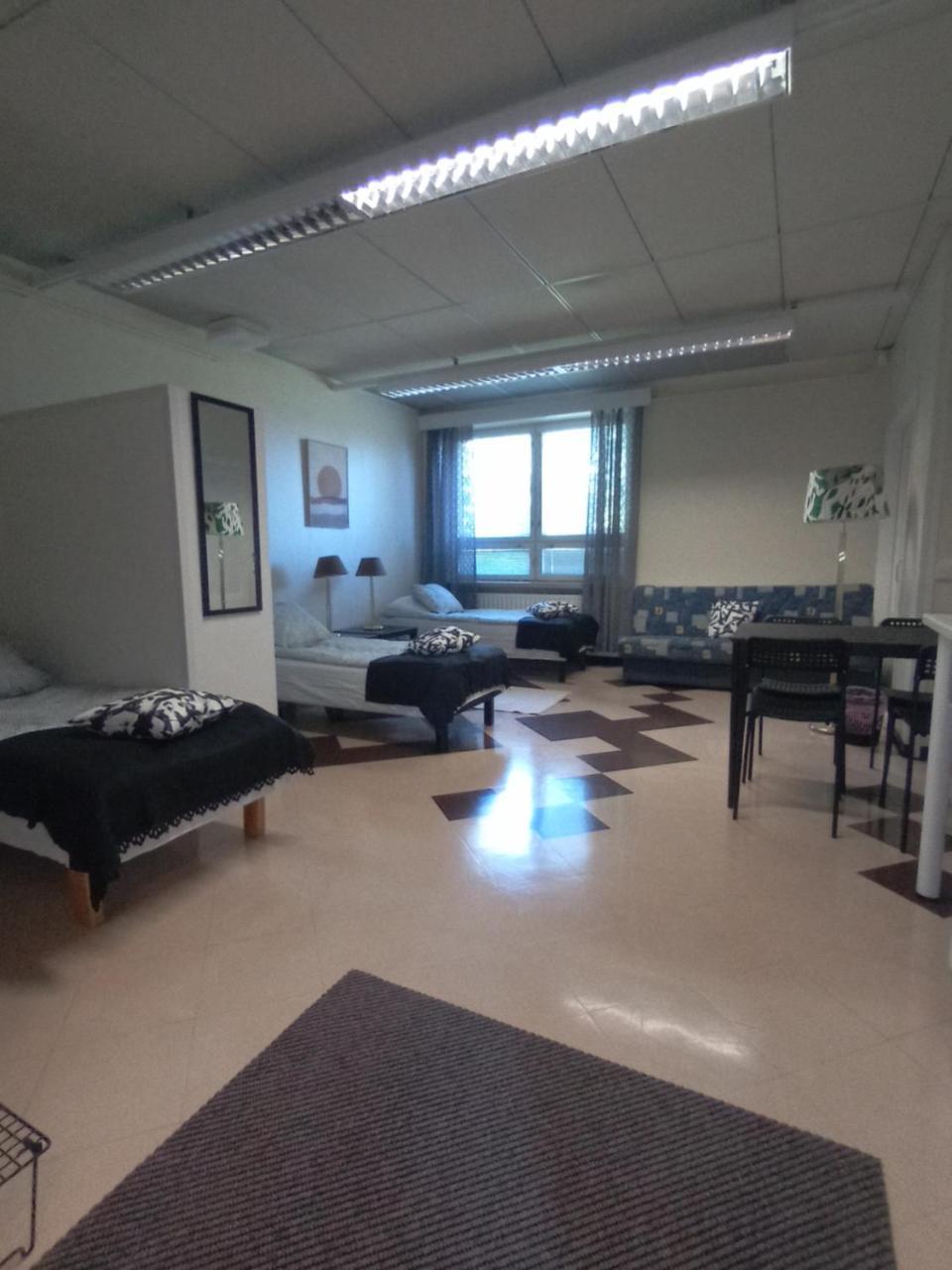 Hotelli Posti in Aeaenekoski, Finland