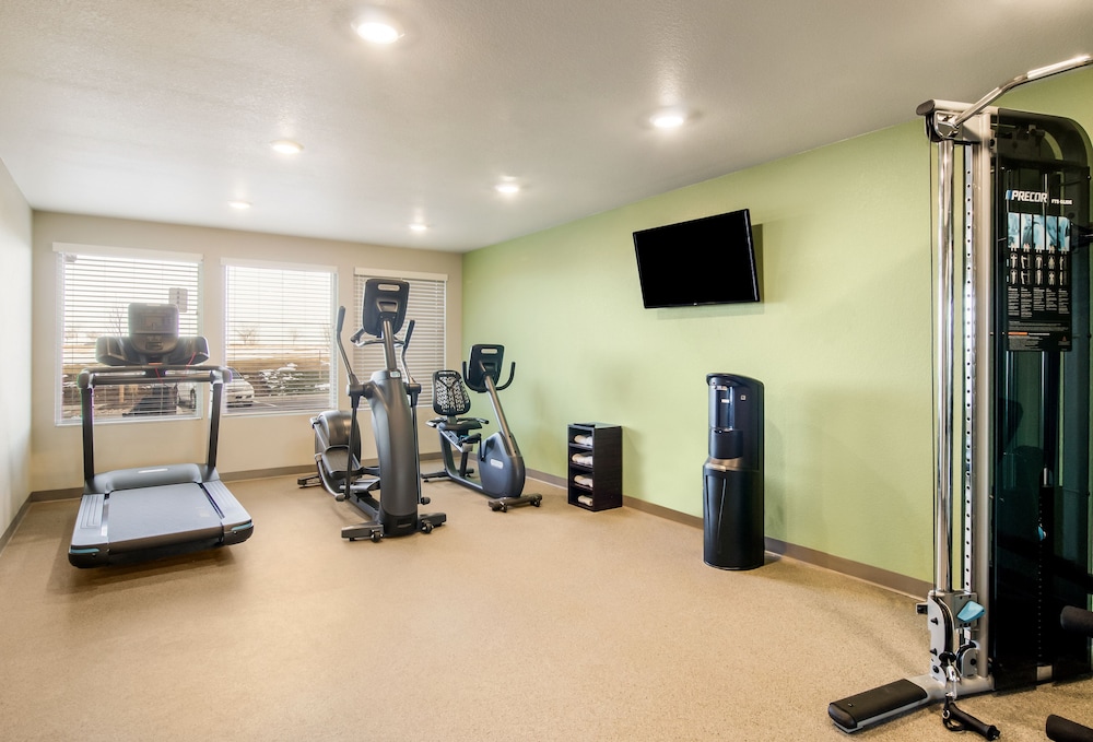 WoodSpring Suites Thornton North Denver - photo 25