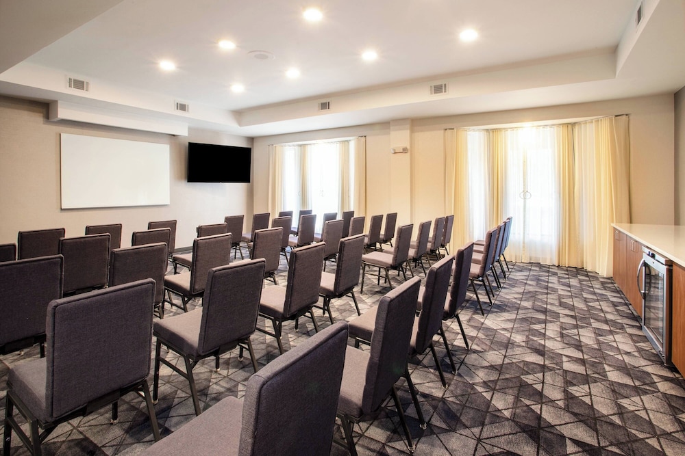 Courtyard by Marriott Orlando Altamonte Springs Maitland - photo 34
